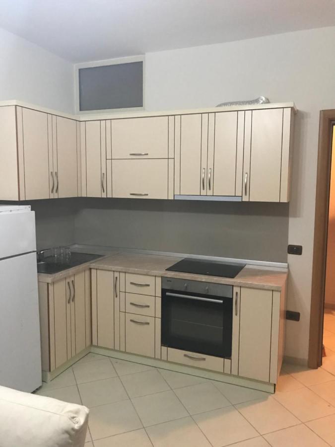 Seanfinity Apartments Vlorë Esterno foto