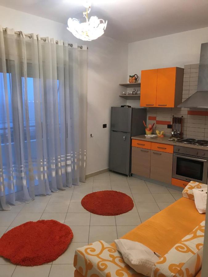 Seanfinity Apartments Vlorë Esterno foto