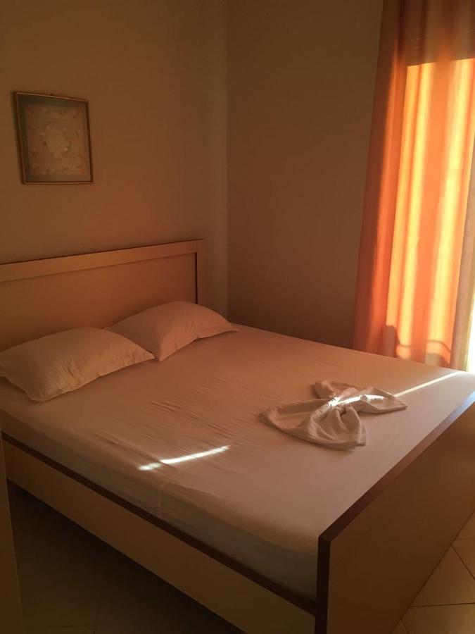 Seanfinity Apartments Vlorë Esterno foto